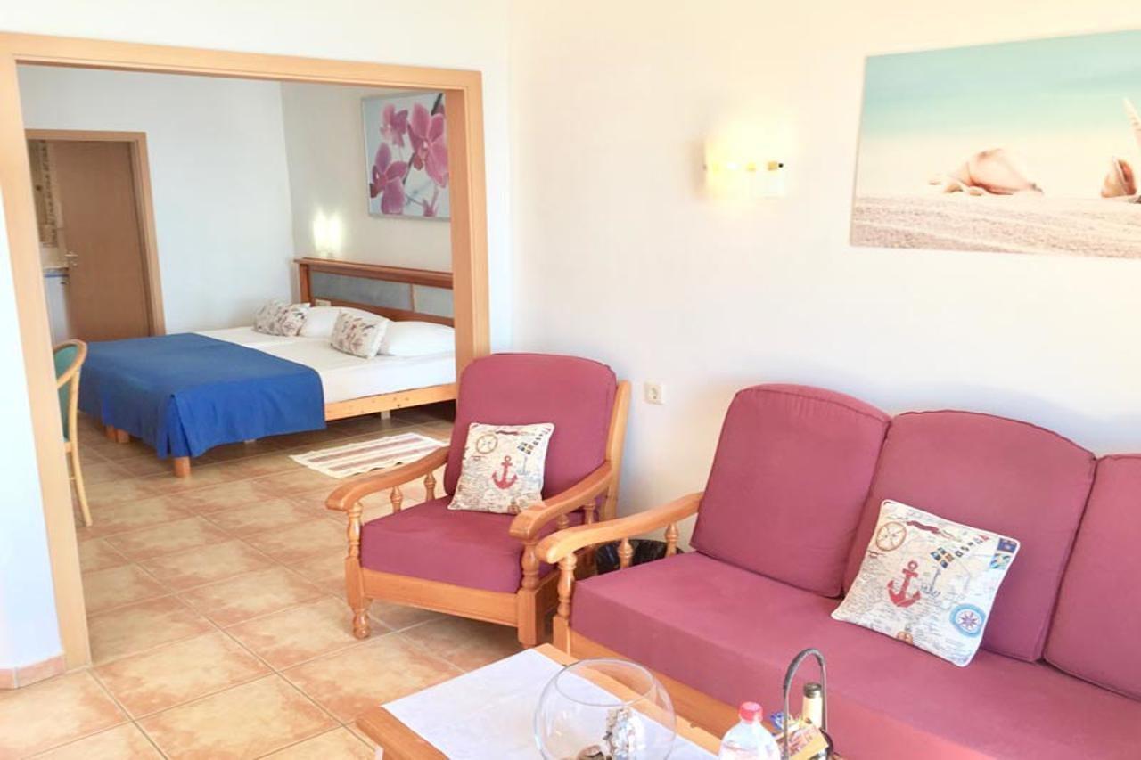 Suite Hotel Marina Playa Esquinzo المظهر الخارجي الصورة